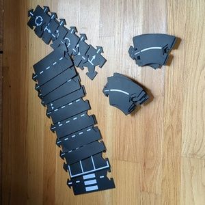 Large set of Waytoplay rubber road